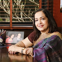 Dr. Niti Dewan